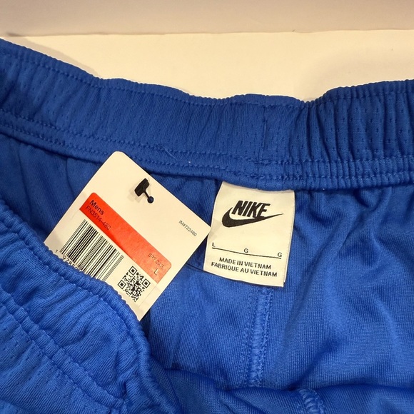 Nike Men’s Royal Blue Sports Shorts Size L NWT - Picture 2 of 9